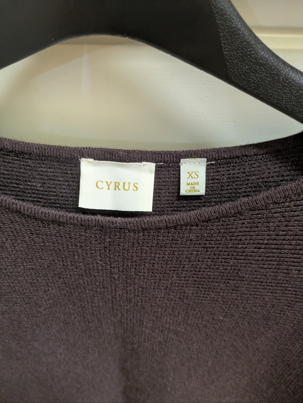 Cyrus Women's Chocolate Brown Scoopneck Sweater, XS, Excellent Condition - Picture 2 of 6